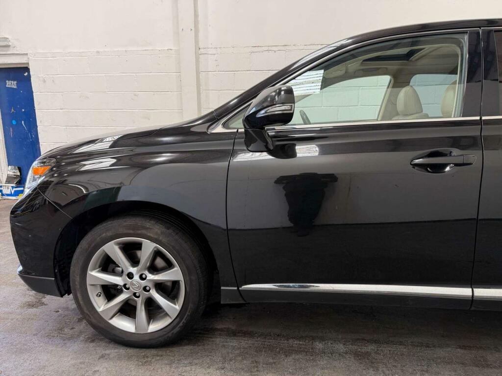 Lexus RX 450H Premier White #30