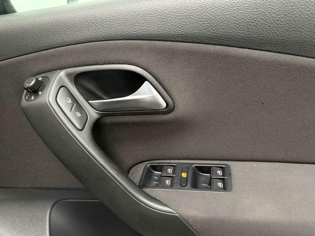 Volkswagen Polo Hatchback Silver #25