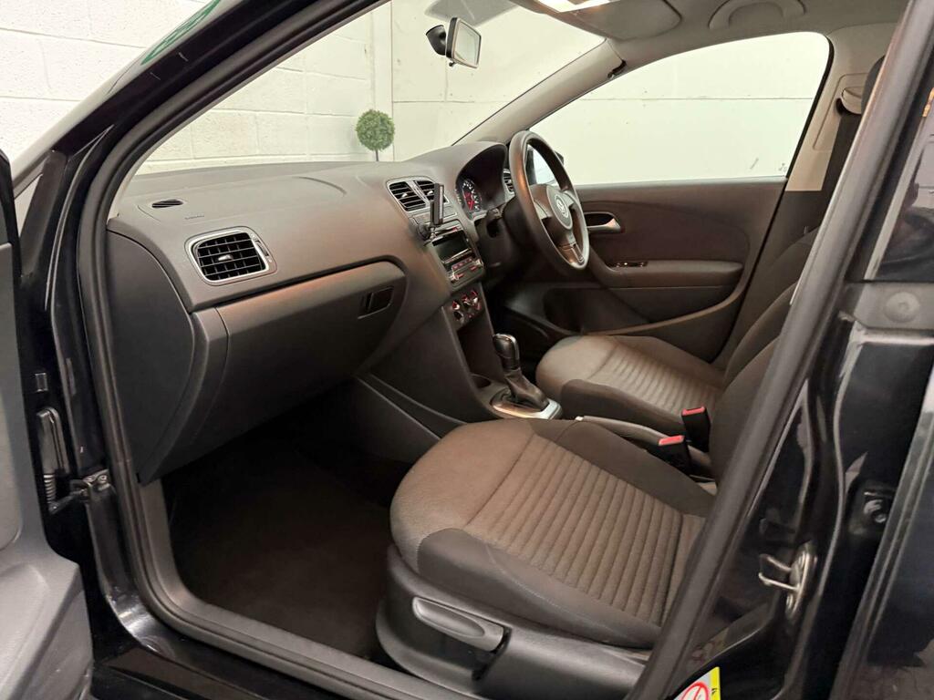 Volkswagen Polo Hatchback Silver #40