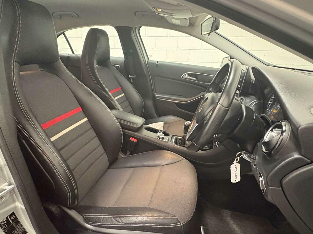 Mercedes-Benz A Class A250 Blueefficiency Amg Red #35