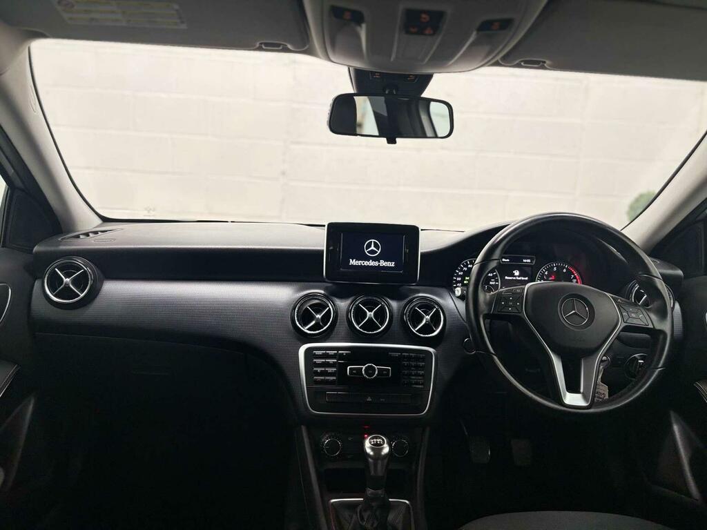 Mercedes-Benz A Class A250 Blueefficiency Amg Red #37