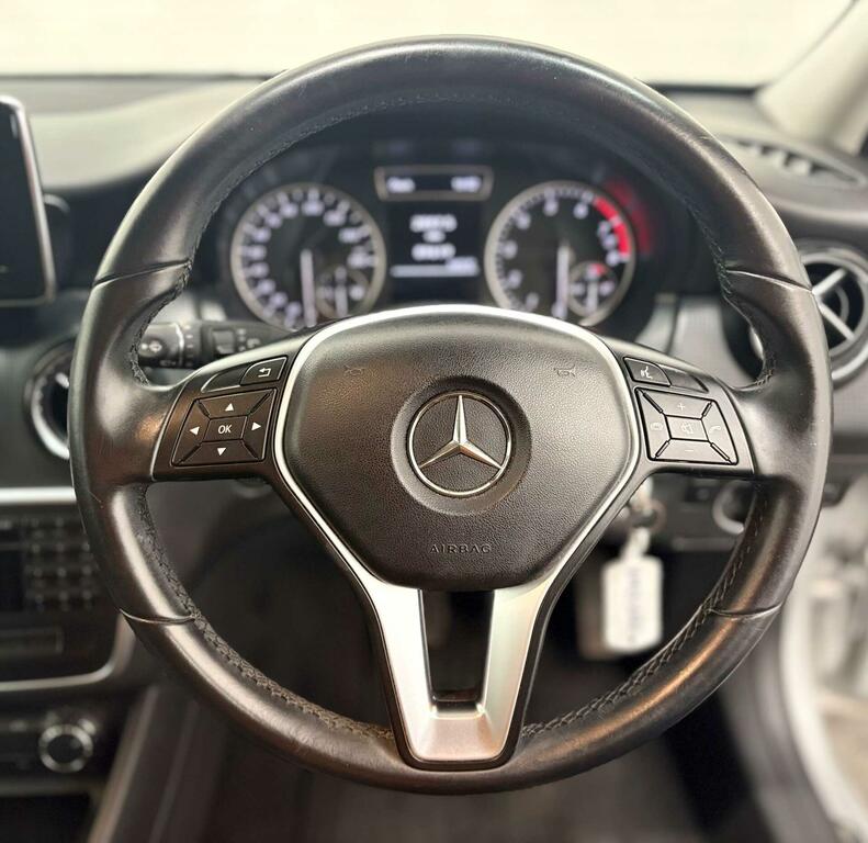 Mercedes-Benz A Class A250 Blueefficiency Amg Red #28