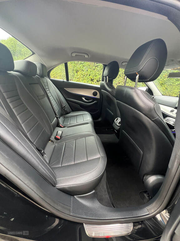 Mercedes-Benz E Class E220d Se 9G-tronic Black #5