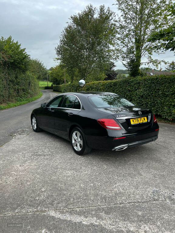 Mercedes-Benz E Class E220d Se 9G-tronic Black #2