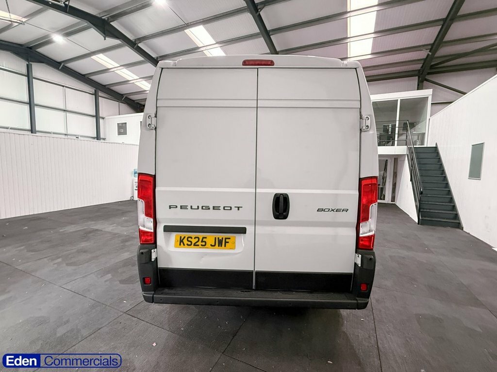 Peugeot Boxer 2L Professional White #5