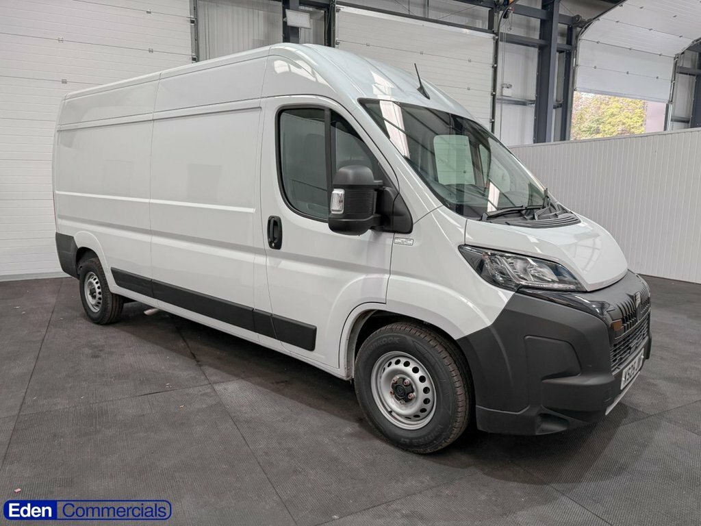 Peugeot Boxer 2L Professional White