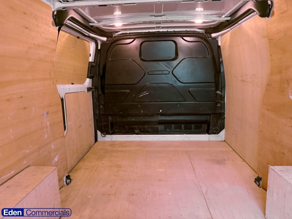 Ford Transit Custom 2L Leader White #4