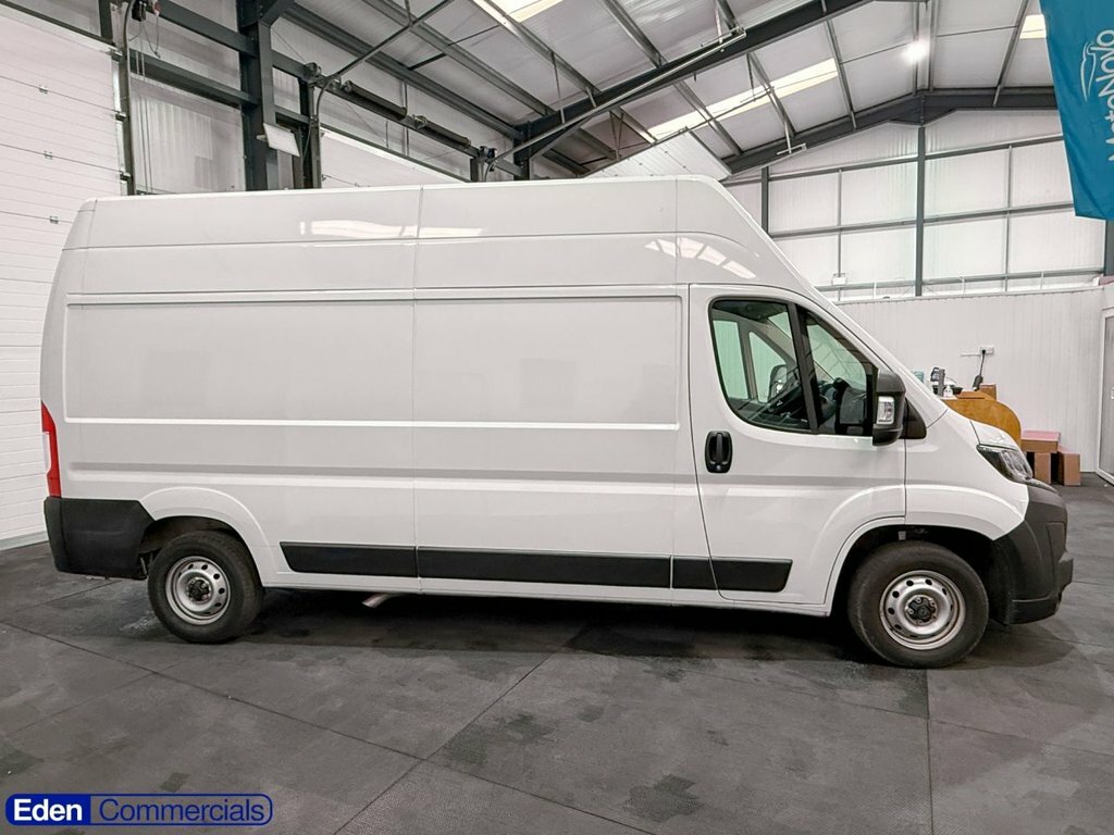 Peugeot Boxer 2L Professional White #2