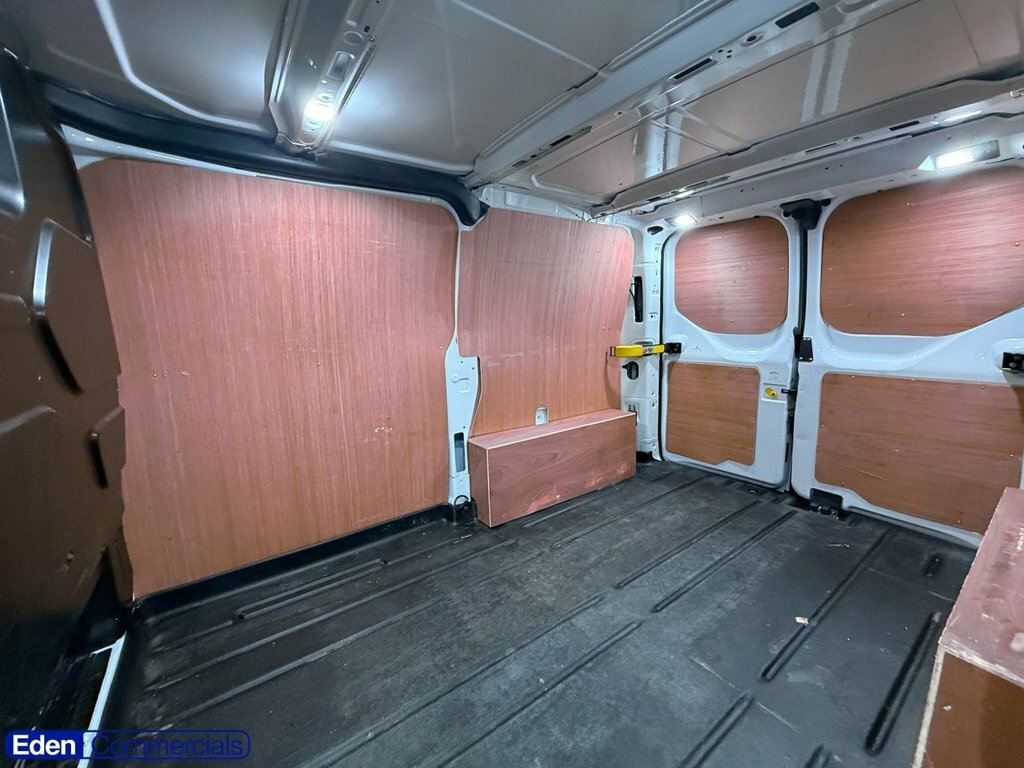 Ford Transit Custom 2L Limited White #4