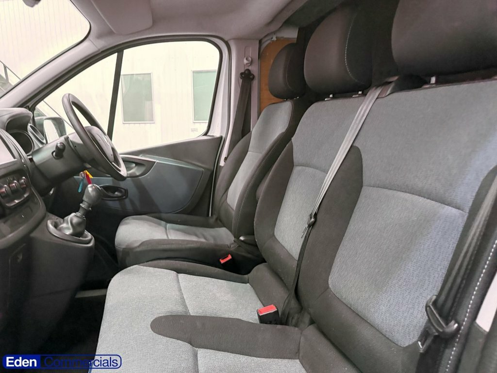 Vauxhall Vivaro 1.6 Cdti 2900 Grey #9