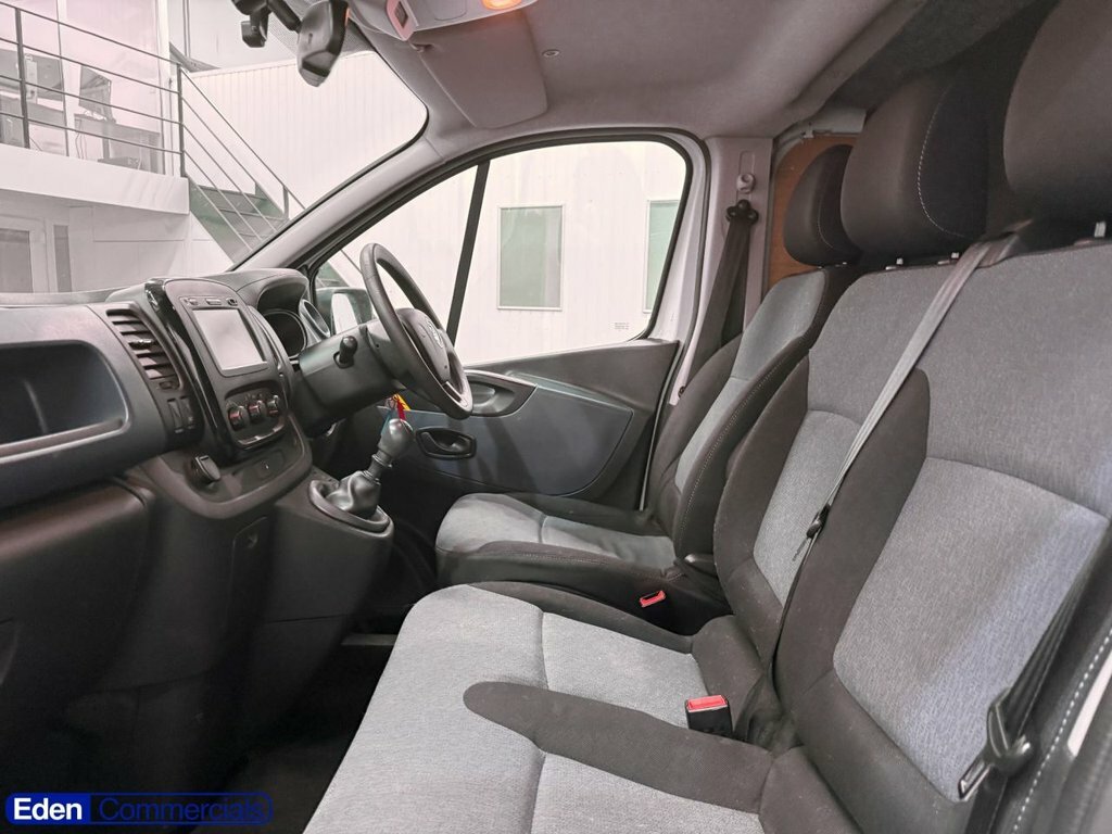Vauxhall Vivaro 1.6 Cdti 2900 Grey #10