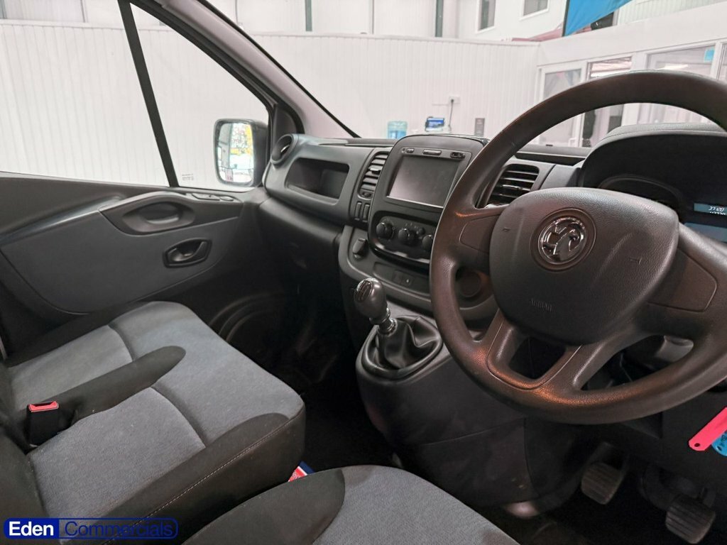 Vauxhall Vivaro 1.6 Cdti 2900 Grey #15