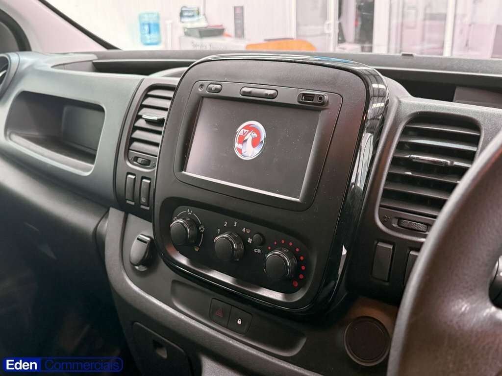 Vauxhall Vivaro 1.6 Cdti 2900 Grey #17