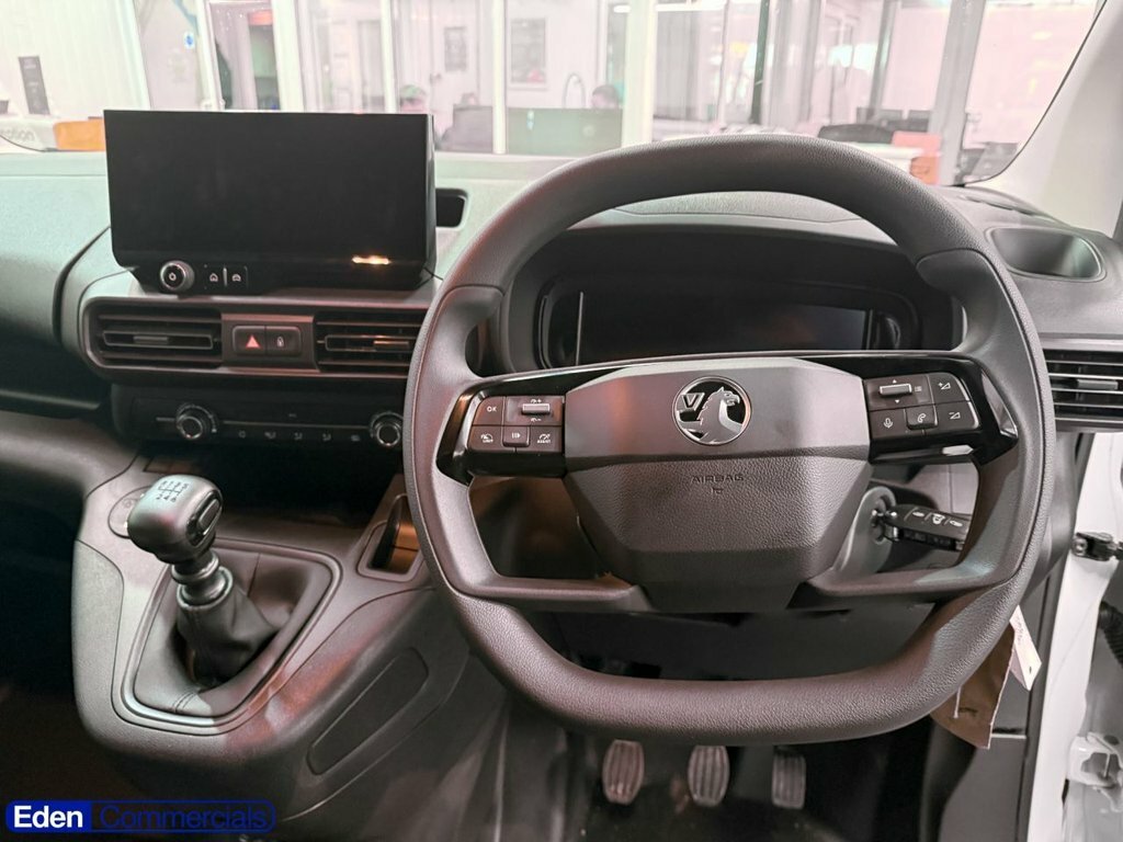 Vauxhall Combo Crg H1 2300 1.5 Tb D 100Ps Pro #16