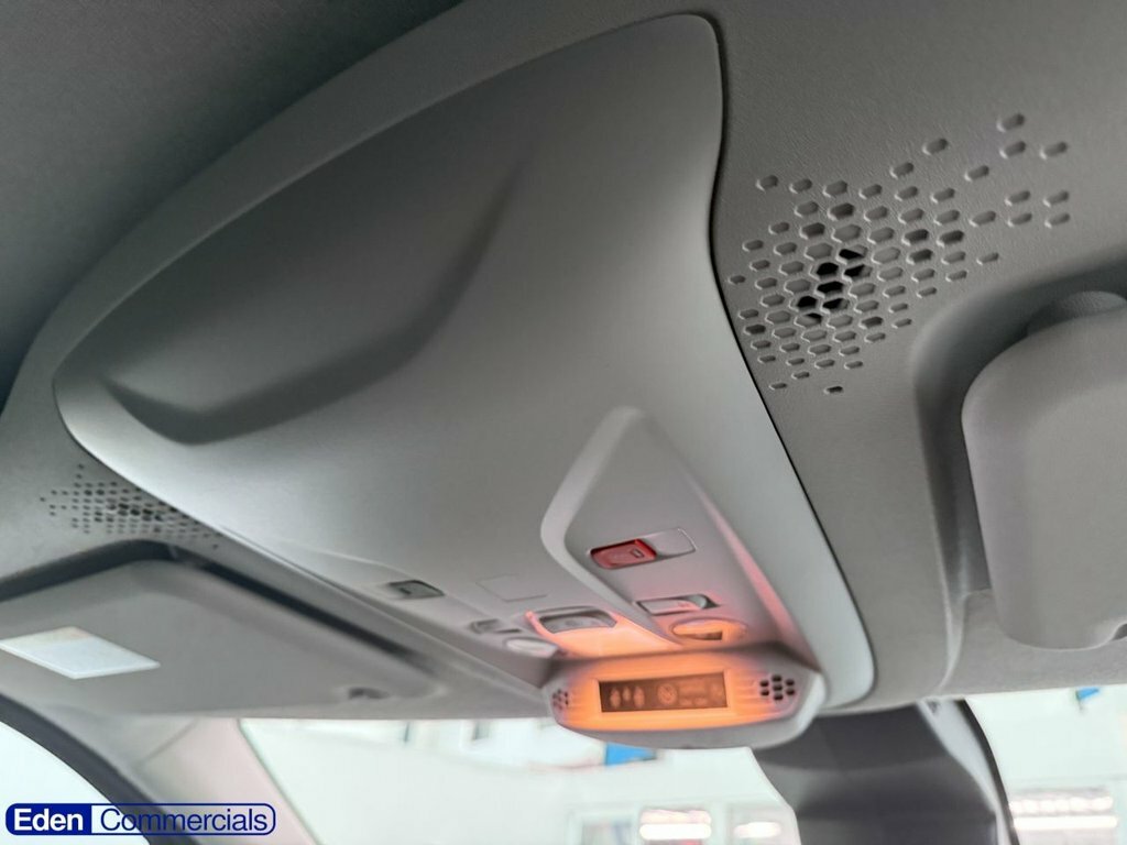 Vauxhall Combo Crg H1 2300 1.5 Tb D 100Ps Pro #25