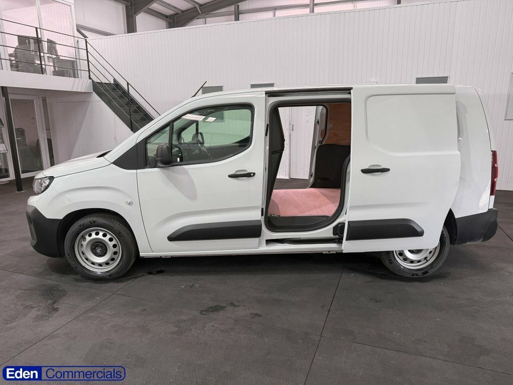 Vauxhall Combo Crg H1 2300 1.5 Tb D 100Ps Pro #7