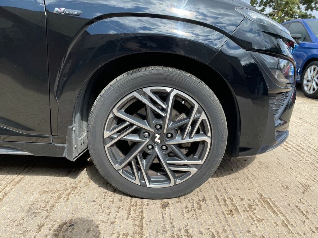 Hyundai Kona Hatchback #9