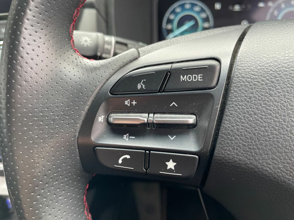 Hyundai Kona Hatchback #16