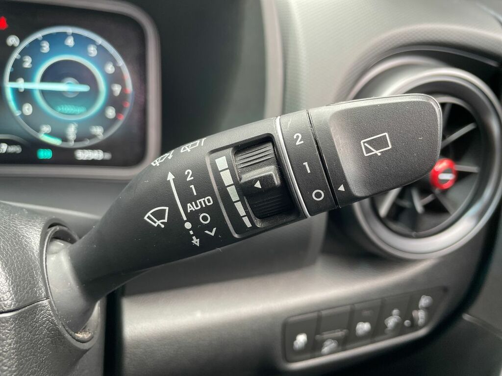 Hyundai Kona Hatchback #23
