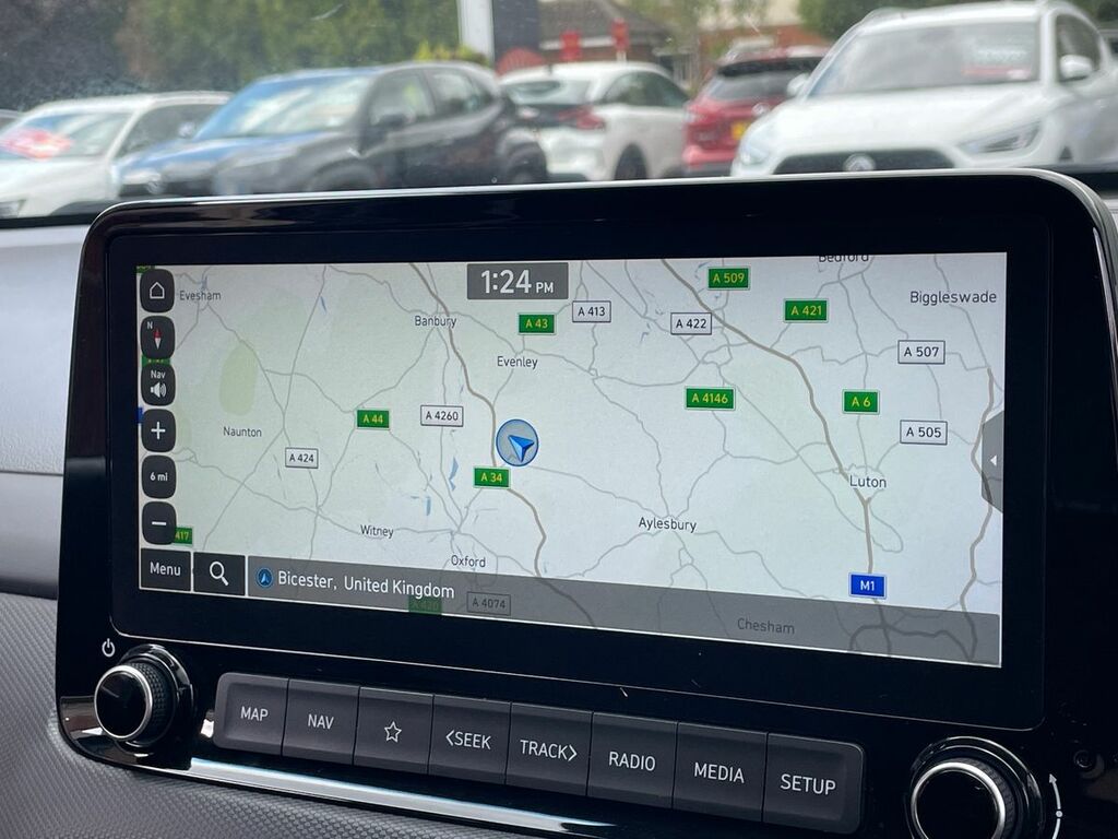 Hyundai Kona Hatchback #25