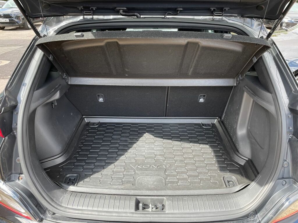 Hyundai Kona Hatchback #12