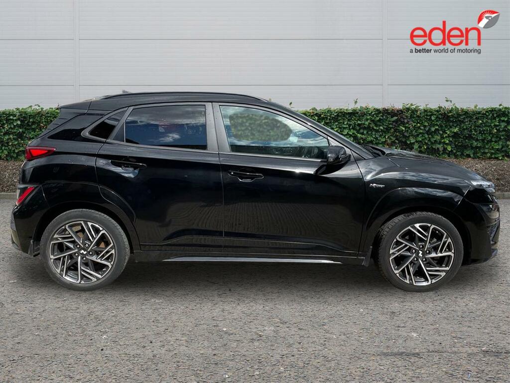 Hyundai Kona Hatchback #8