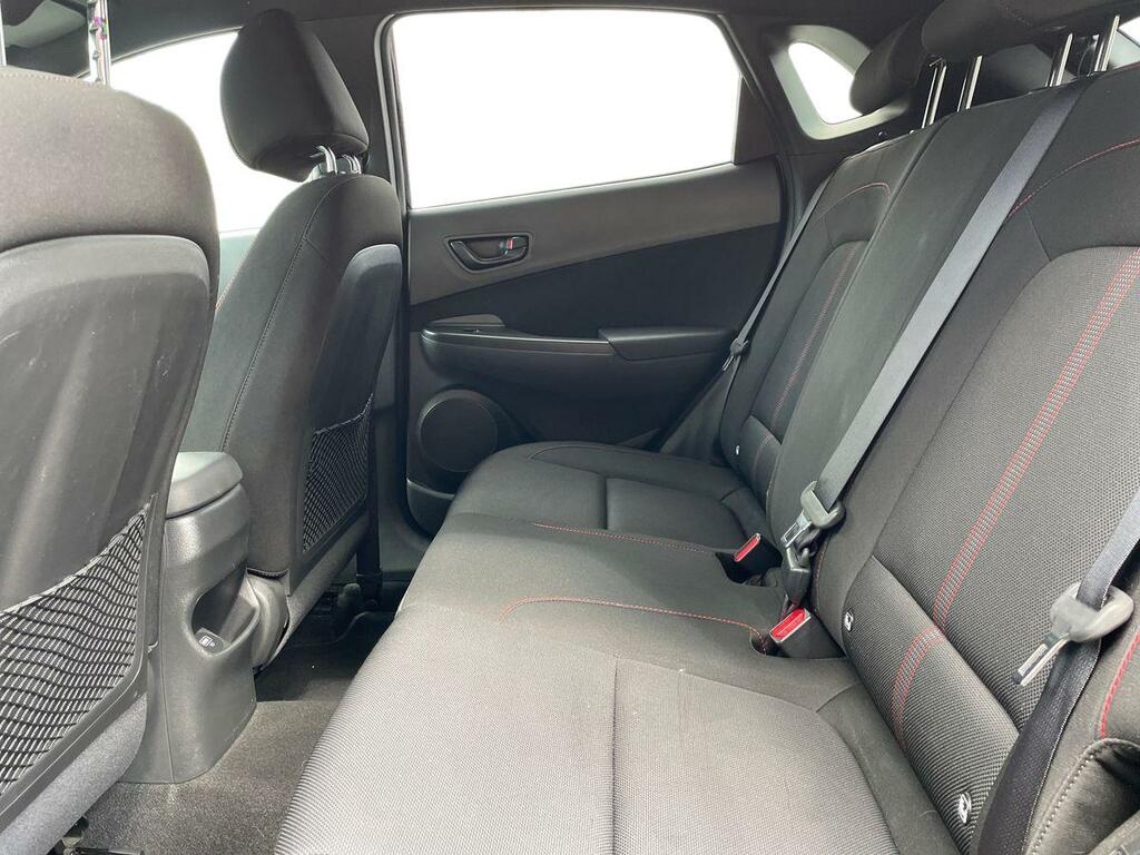 Hyundai Kona Hatchback #11
