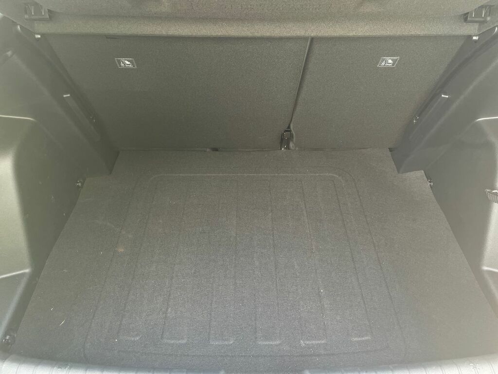 Hyundai Bayon Tech Line Grey #12