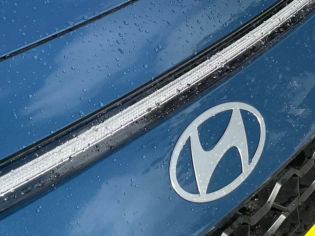 Hyundai Bayon Tech Line Grey #28