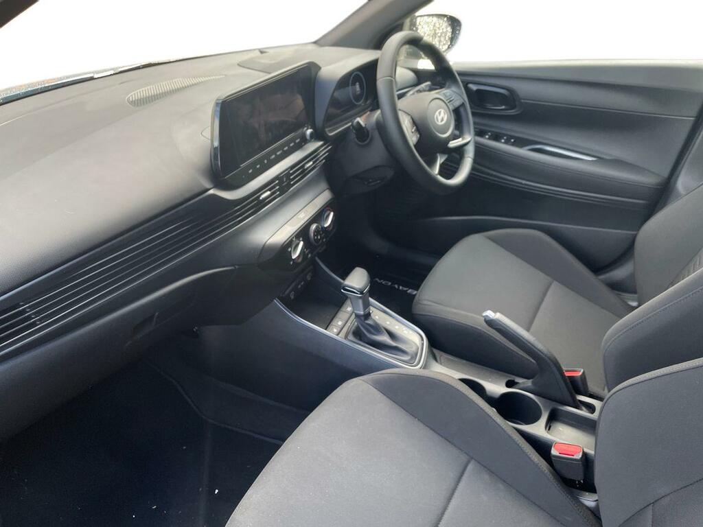 Hyundai Bayon Tech Line Grey #10