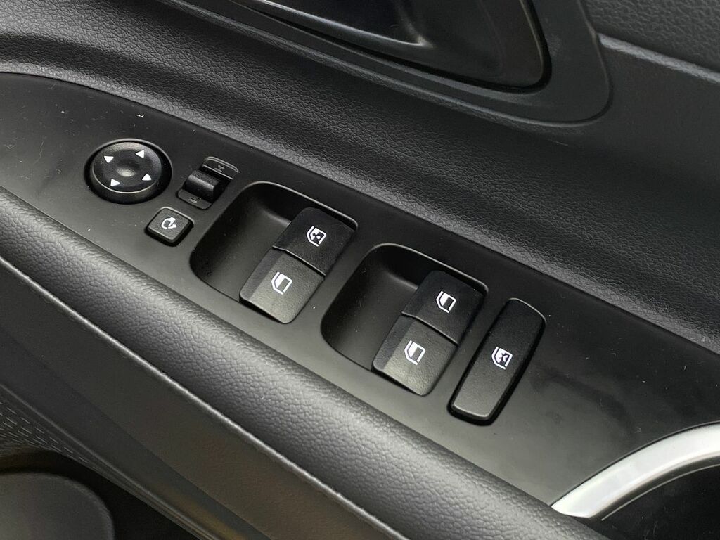 Hyundai Bayon Tech Line Grey #20