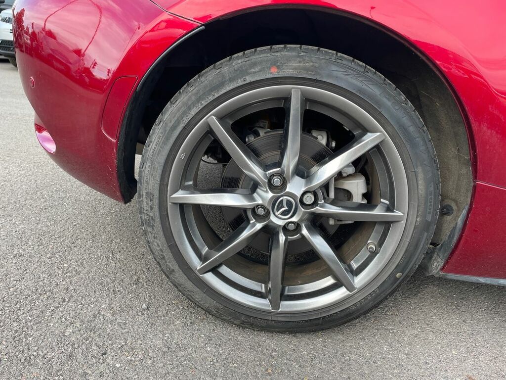 Mazda MX-5 1.5 132 Sport Red #9
