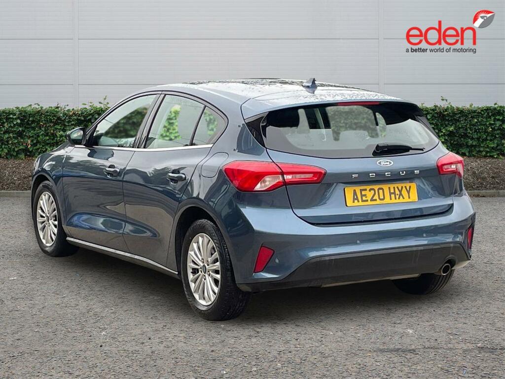 Ford Focus Focus Titanium Tdci Red #5