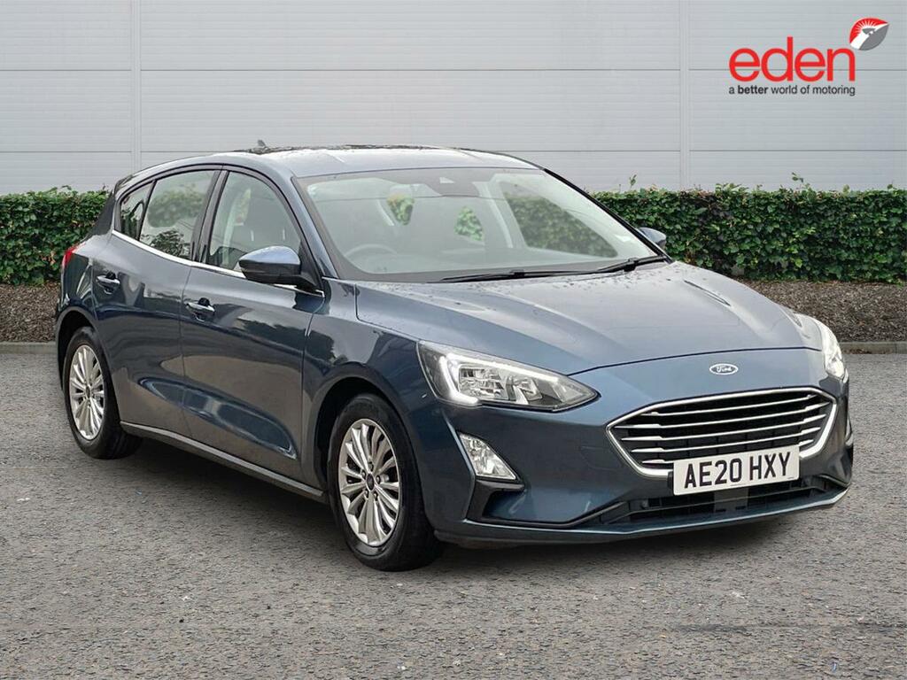 Ford Focus Focus Titanium Tdci Red #1