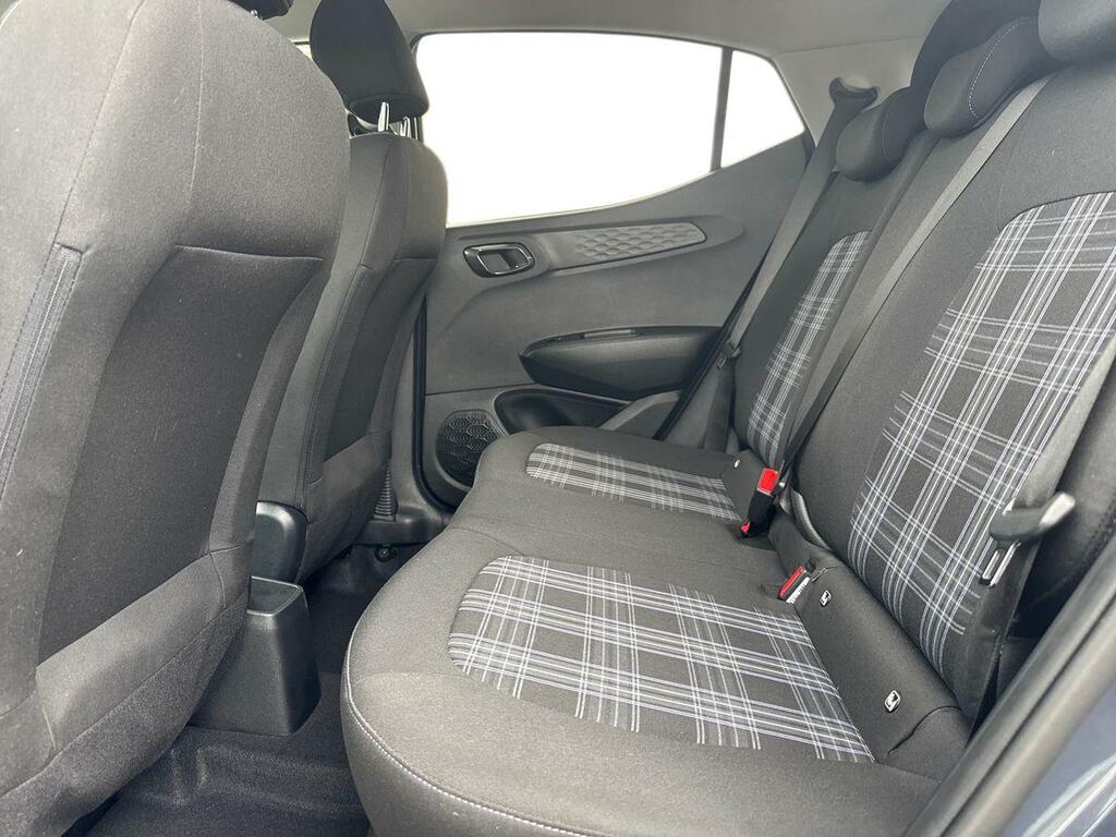 Hyundai I10 Hatchback Grey #11
