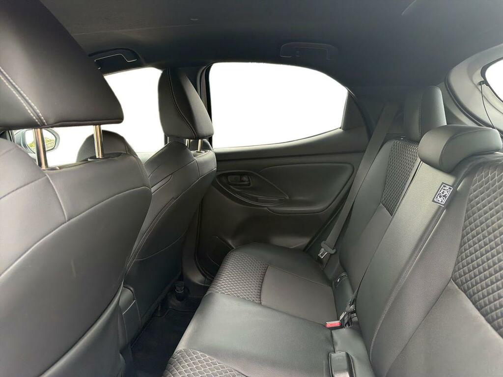 Mazda 2 1.5 E-skyactiv G Mhev Centre-line Red #11