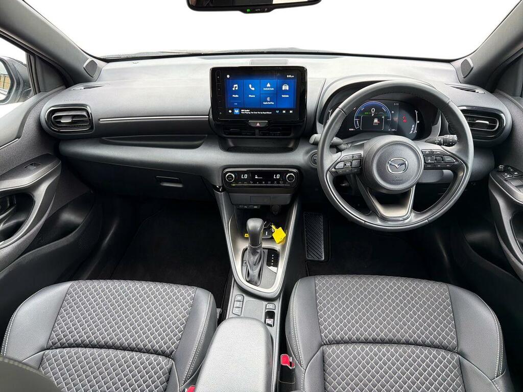 Mazda 2 1.5 E-skyactiv G Mhev Centre-line Red #13