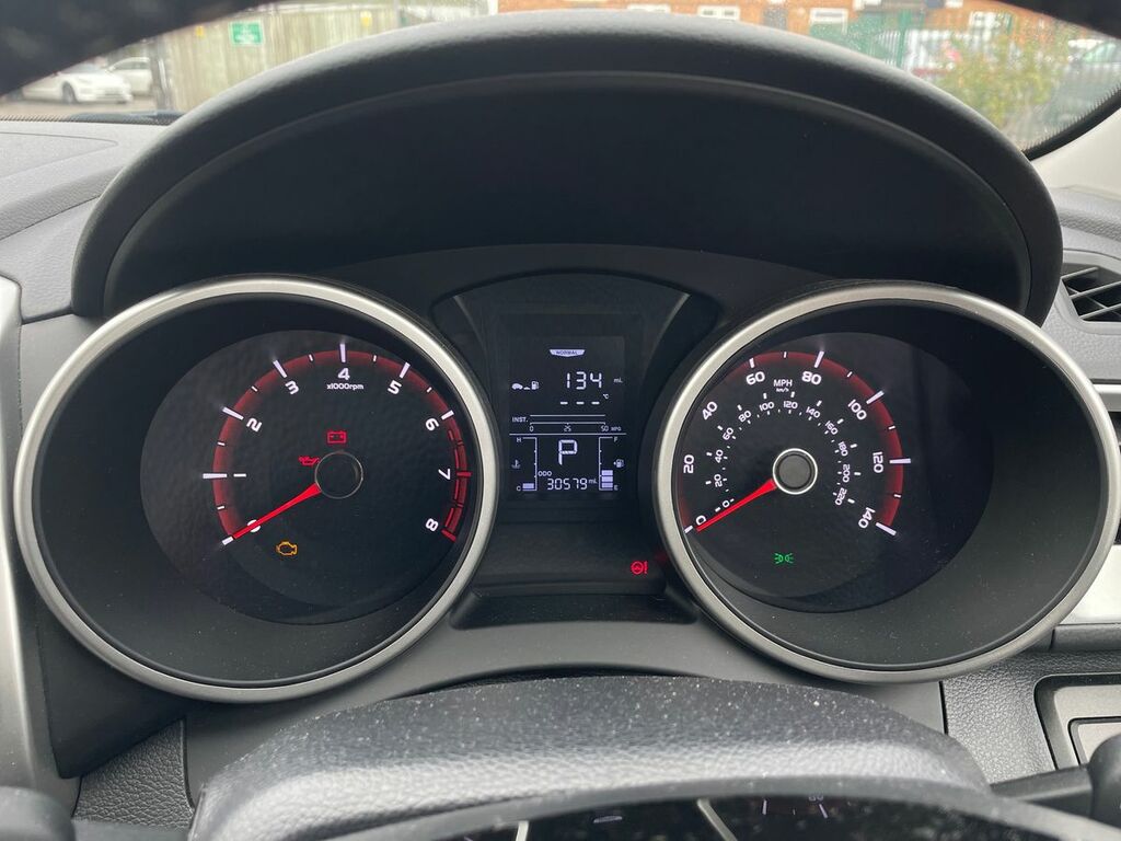 SsangYong Tivoli Hatchback Black #14