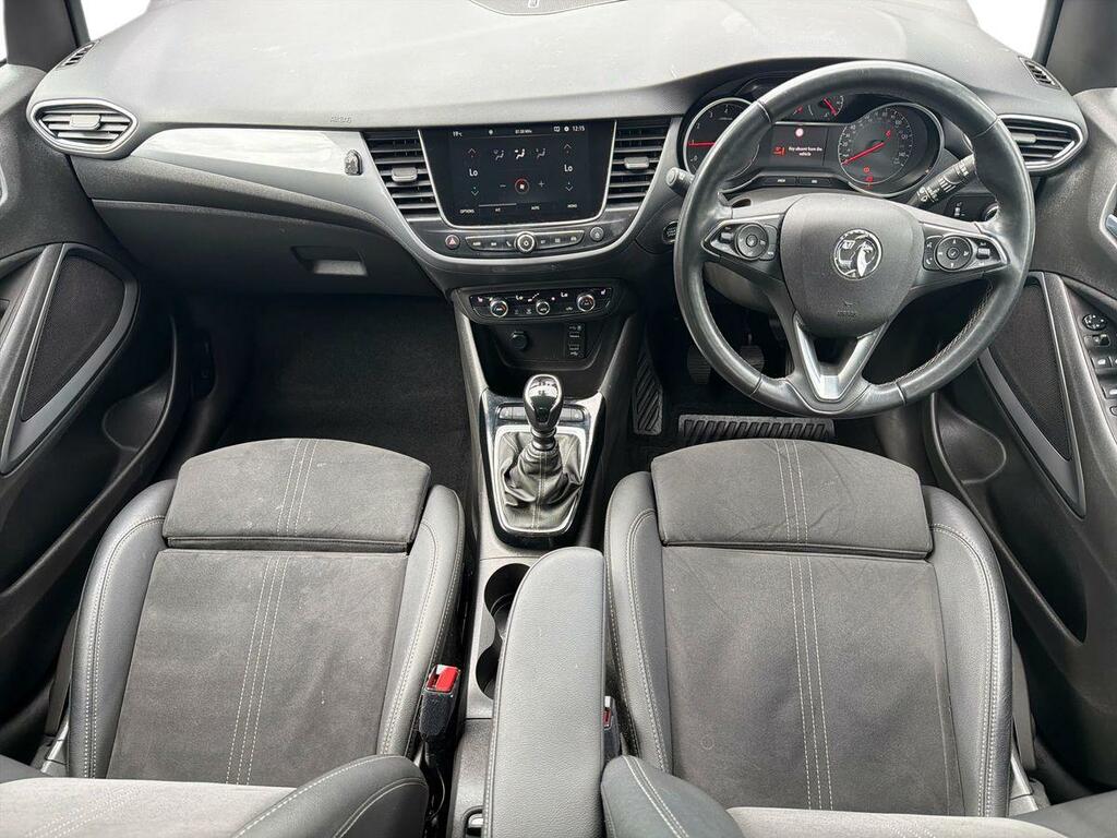 Vauxhall Crossland Design White #13