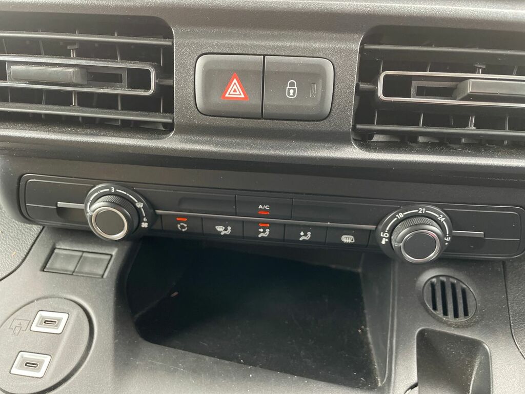 Vauxhall Combo 1.5 Turbo D 2300 Prime Plus Panel Van M White #18