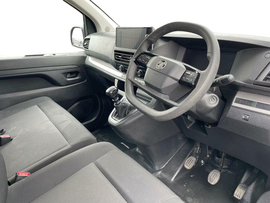 Vauxhall Vivaro Mpv Green #14