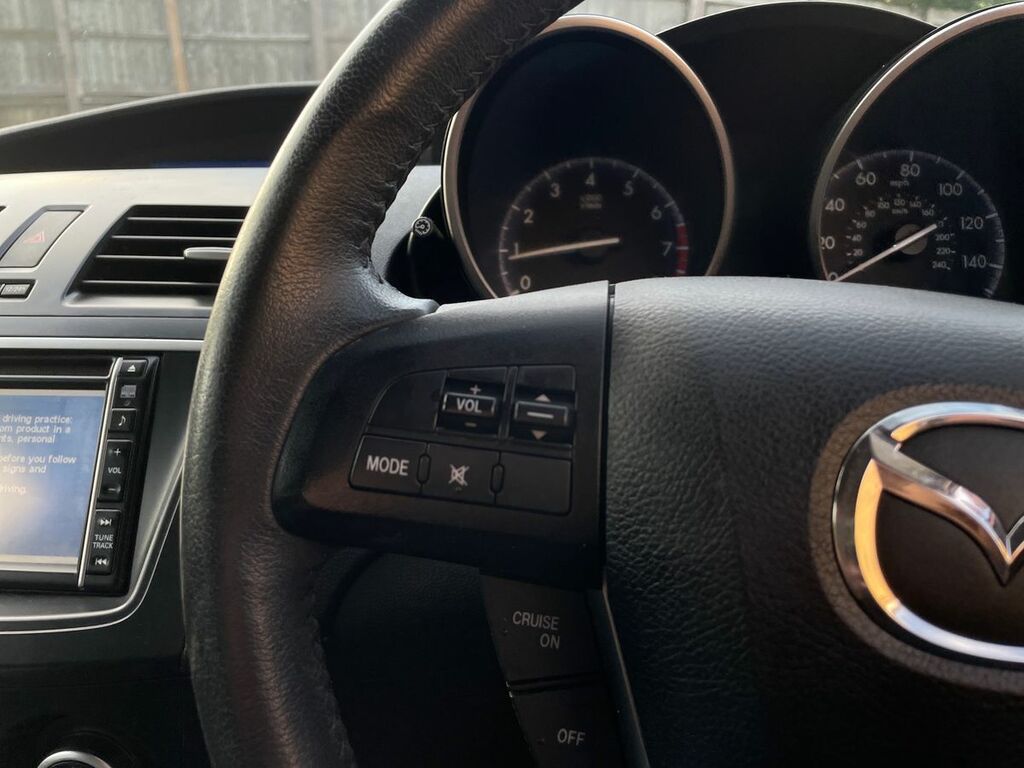 Mazda 3 1.6 Venture Euro 5 White #16