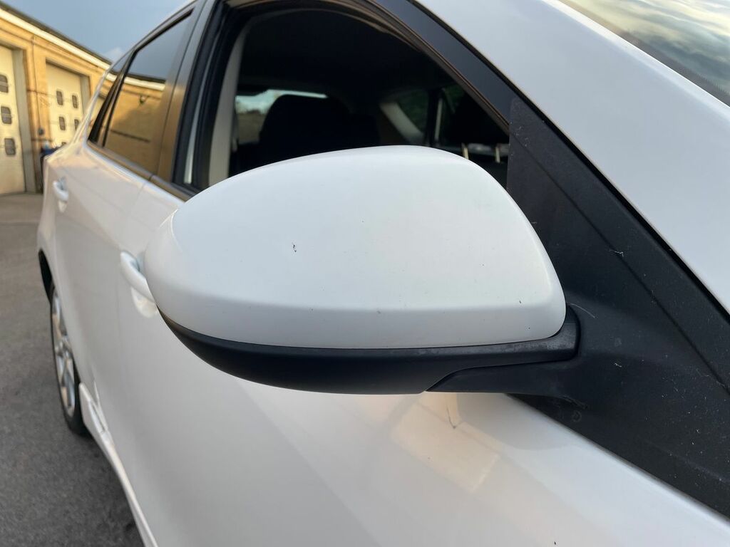 Mazda 3 1.6 Venture Euro 5 White #22
