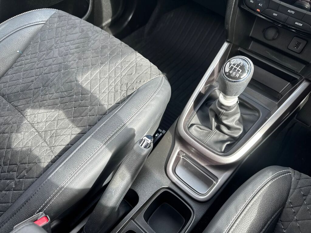 Suzuki Vitara Sz-t Black #19