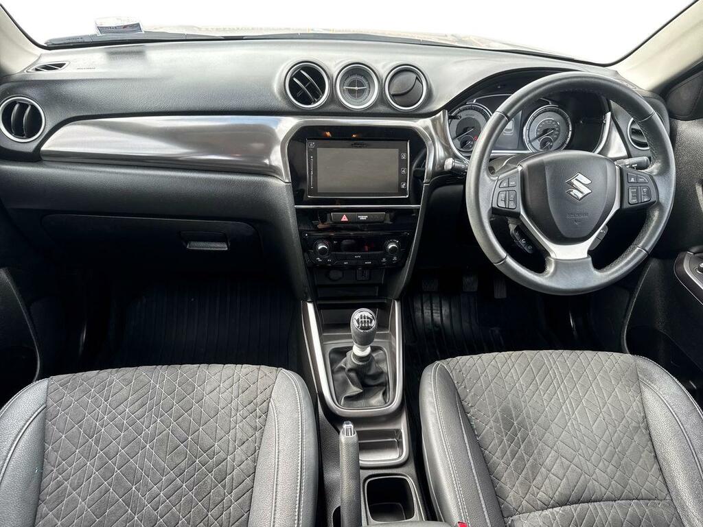 Suzuki Vitara Sz-t Black #13