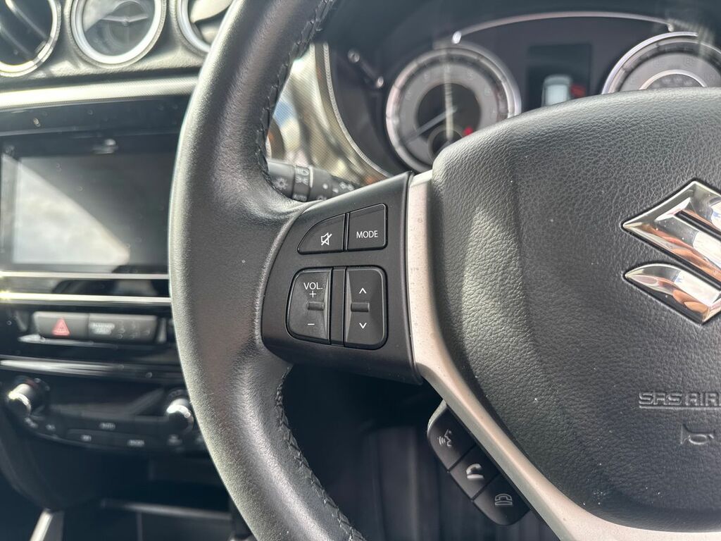 Suzuki Vitara Sz-t Black #16