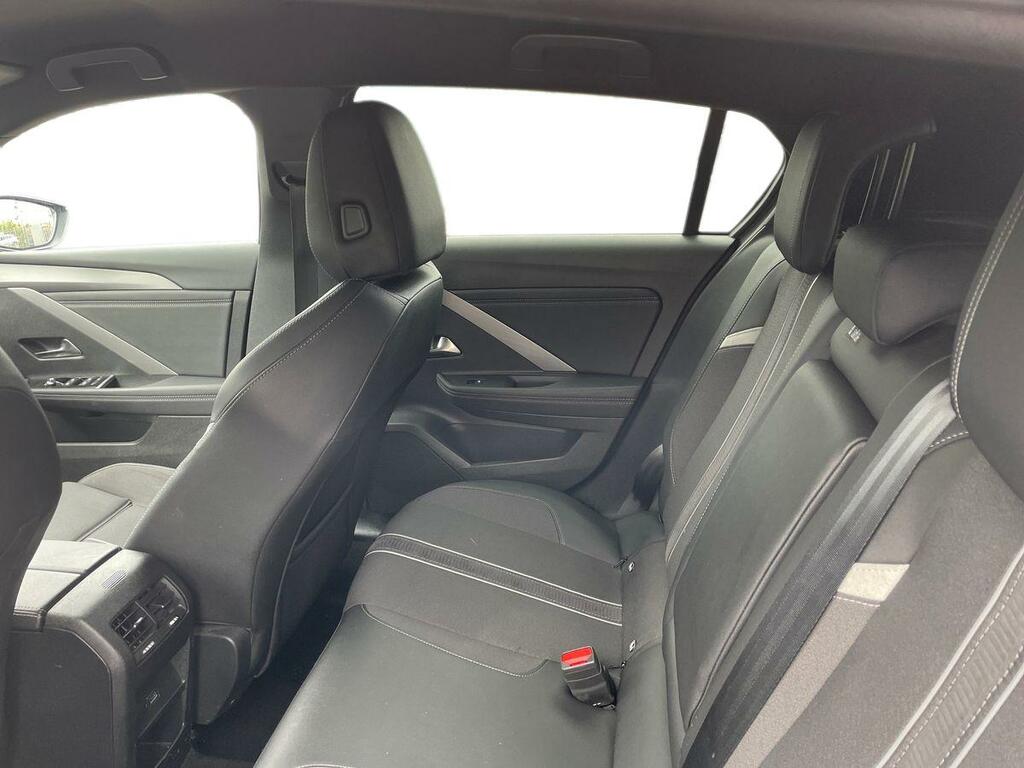 Vauxhall Astra 1.2L Gs Black #11