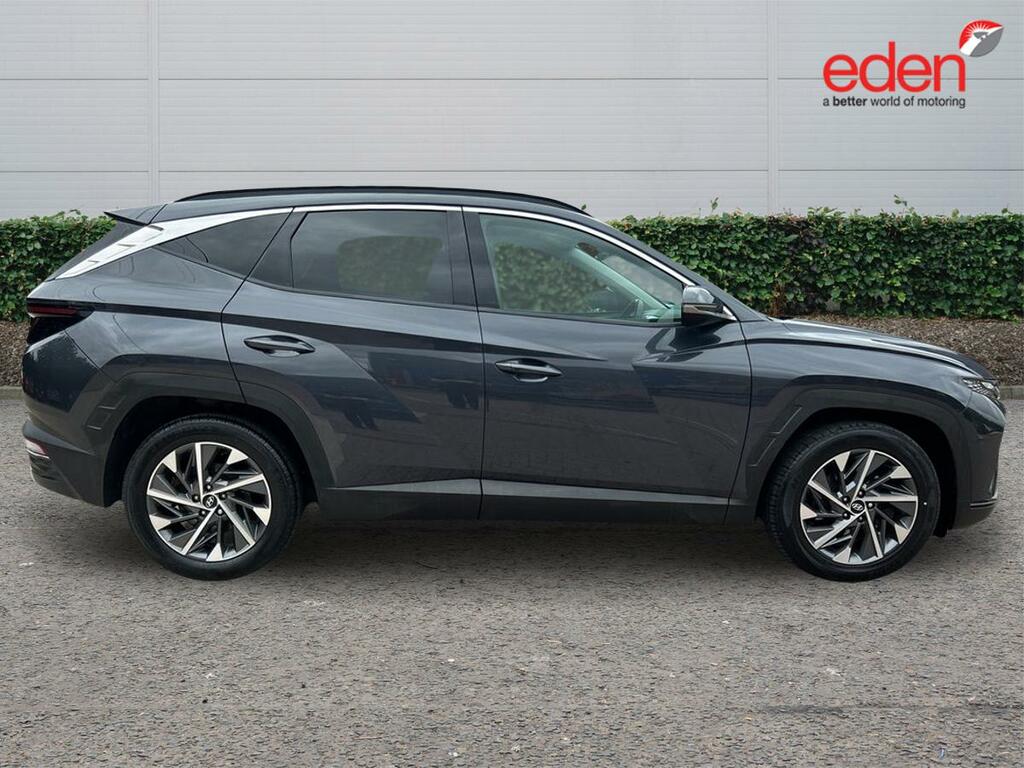 Hyundai Tucson Ultimate Red #8