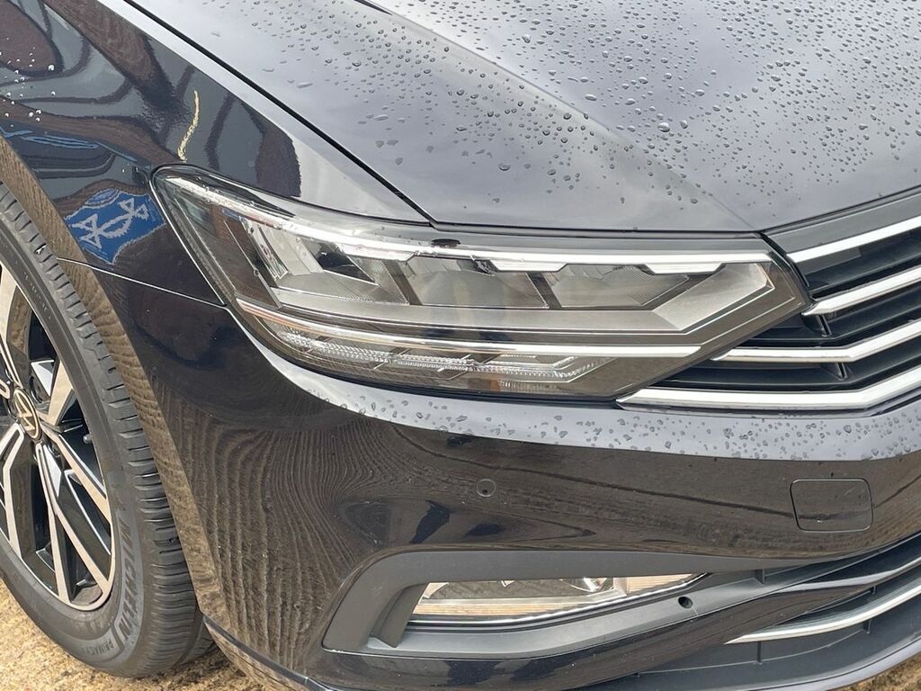 Volkswagen Passat 1.5 Tsi Evo R-line Grey #21