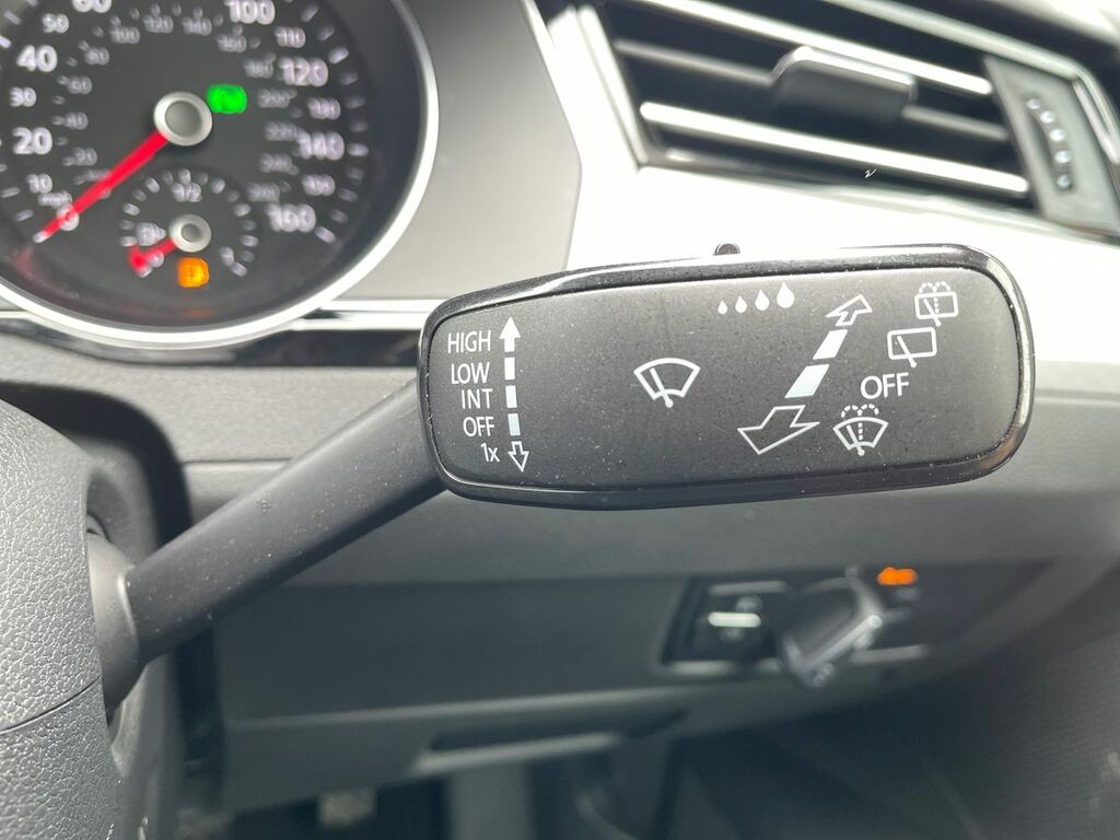 Volkswagen Passat 1.5 Tsi Evo R-line Grey #23
